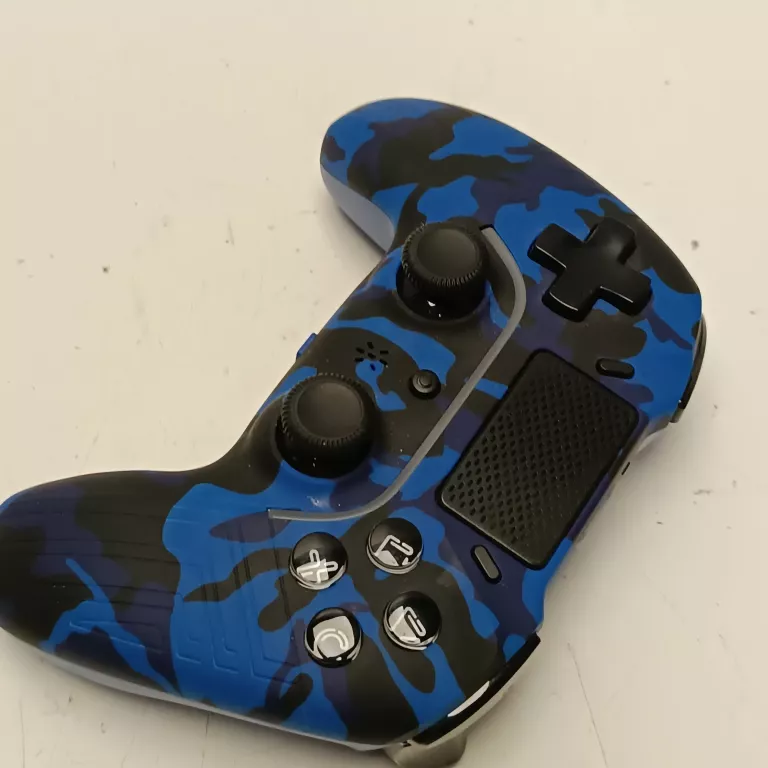 KONSOLA SONY PLAYSTATION 4 CUH-2216A
