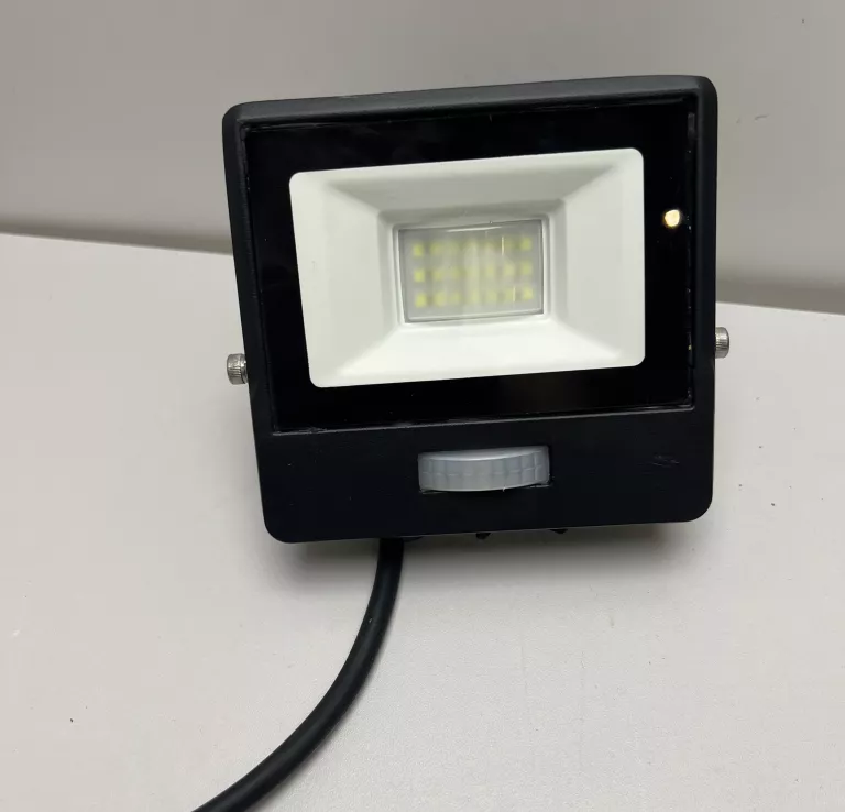 HALOGEN MAŁY Z CZUJNIKIEMVRUCHU