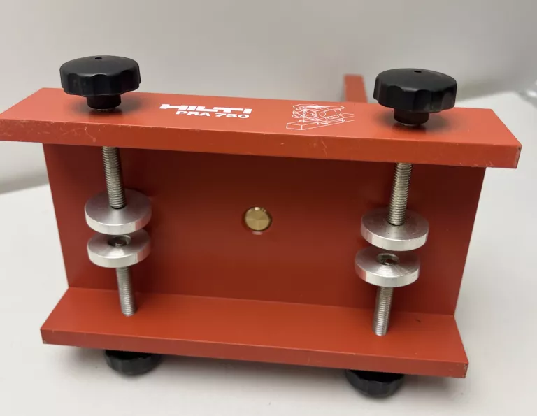 HILTI PRA 750 /PRA 770 CHWYTY I ADAPTERY DO NIWELATORÓW LASEROWYCH