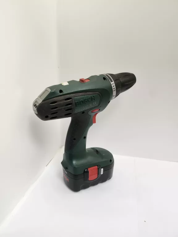 WKRĘTARKA BOSCH PSR18 VE-2 AKUMULATOR NIE TRZYMA