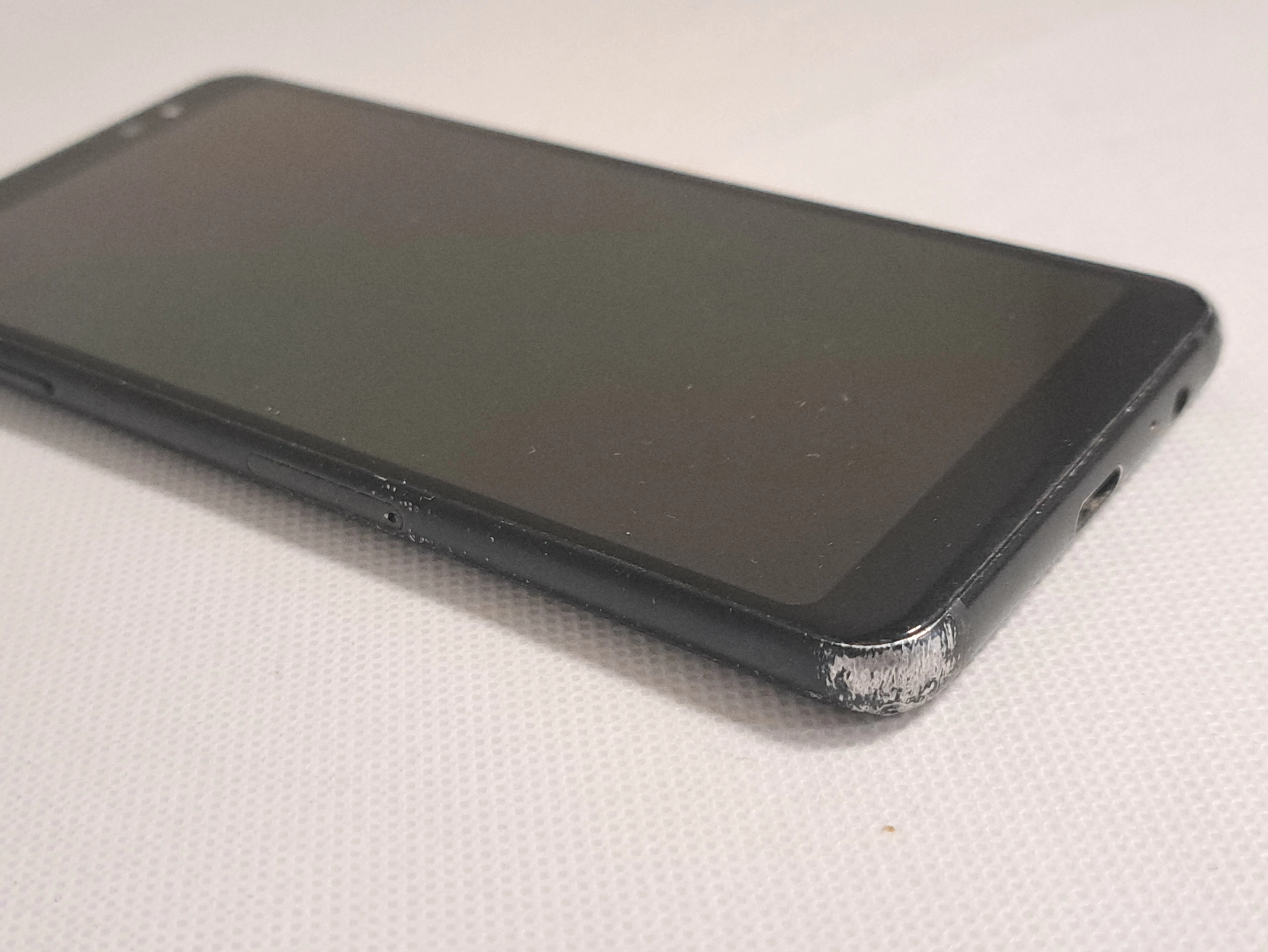 telefon-samsung-galaxy-a8-stan-11323-238062