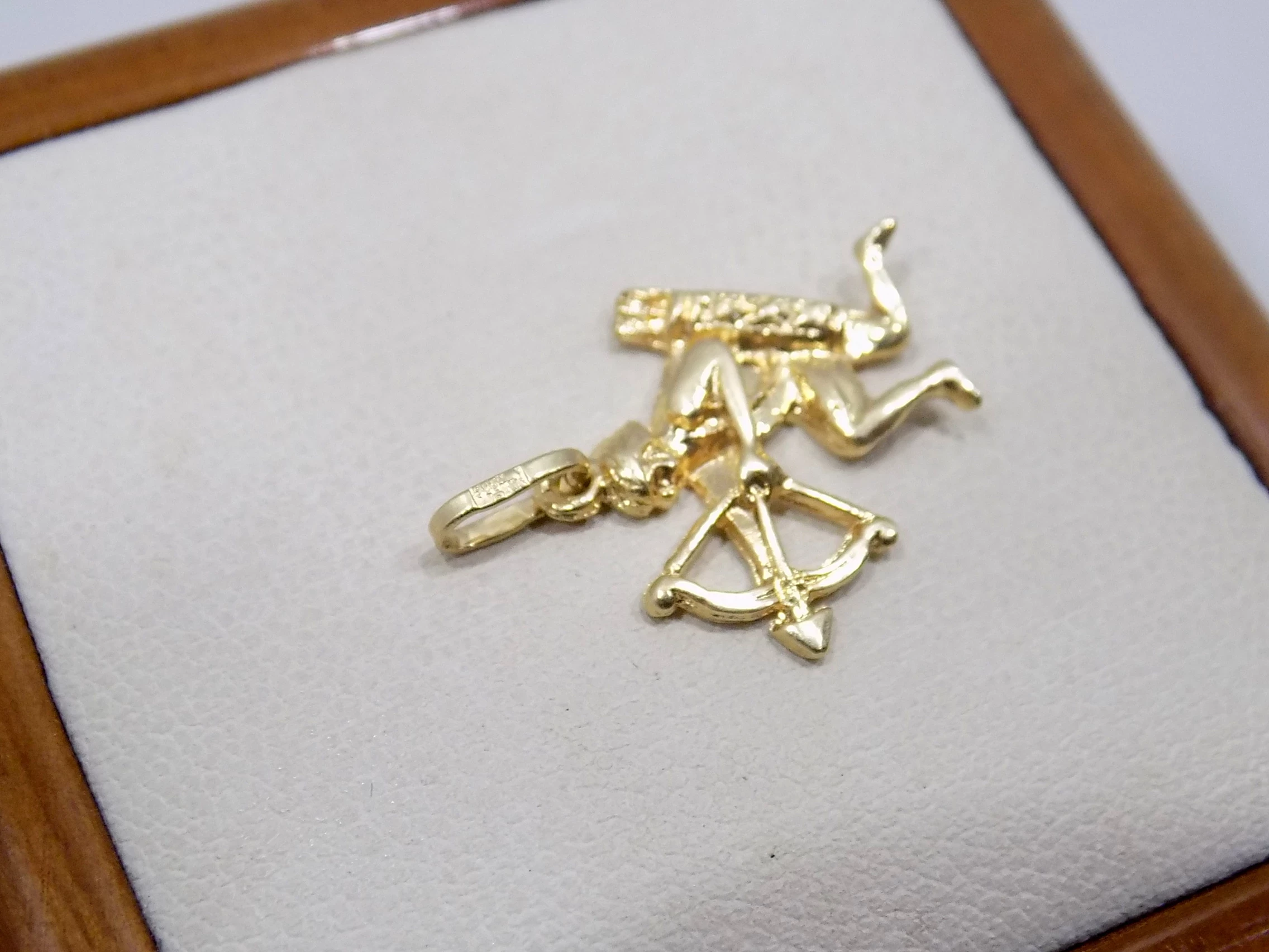 zlota-zawieszka-strzelec-waga-ok-150g-proba-585-motyw-129129-4