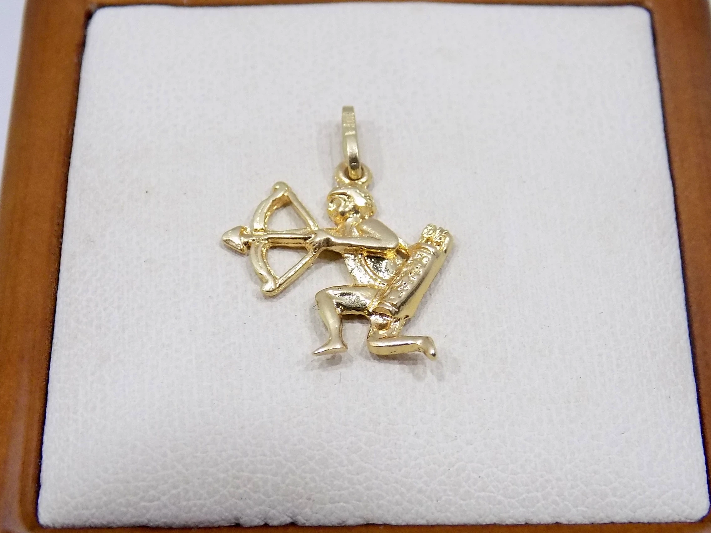 zlota-zawieszka-strzelec-waga-ok-150g-proba-585-kamien-17088-524288