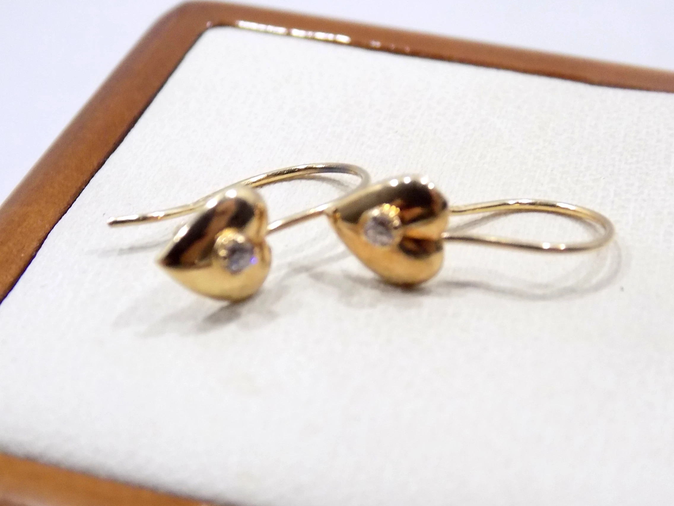 zlote-kolczyki-serce-waga-ok-087g-proba-585-kod-producenta-zq9-00046