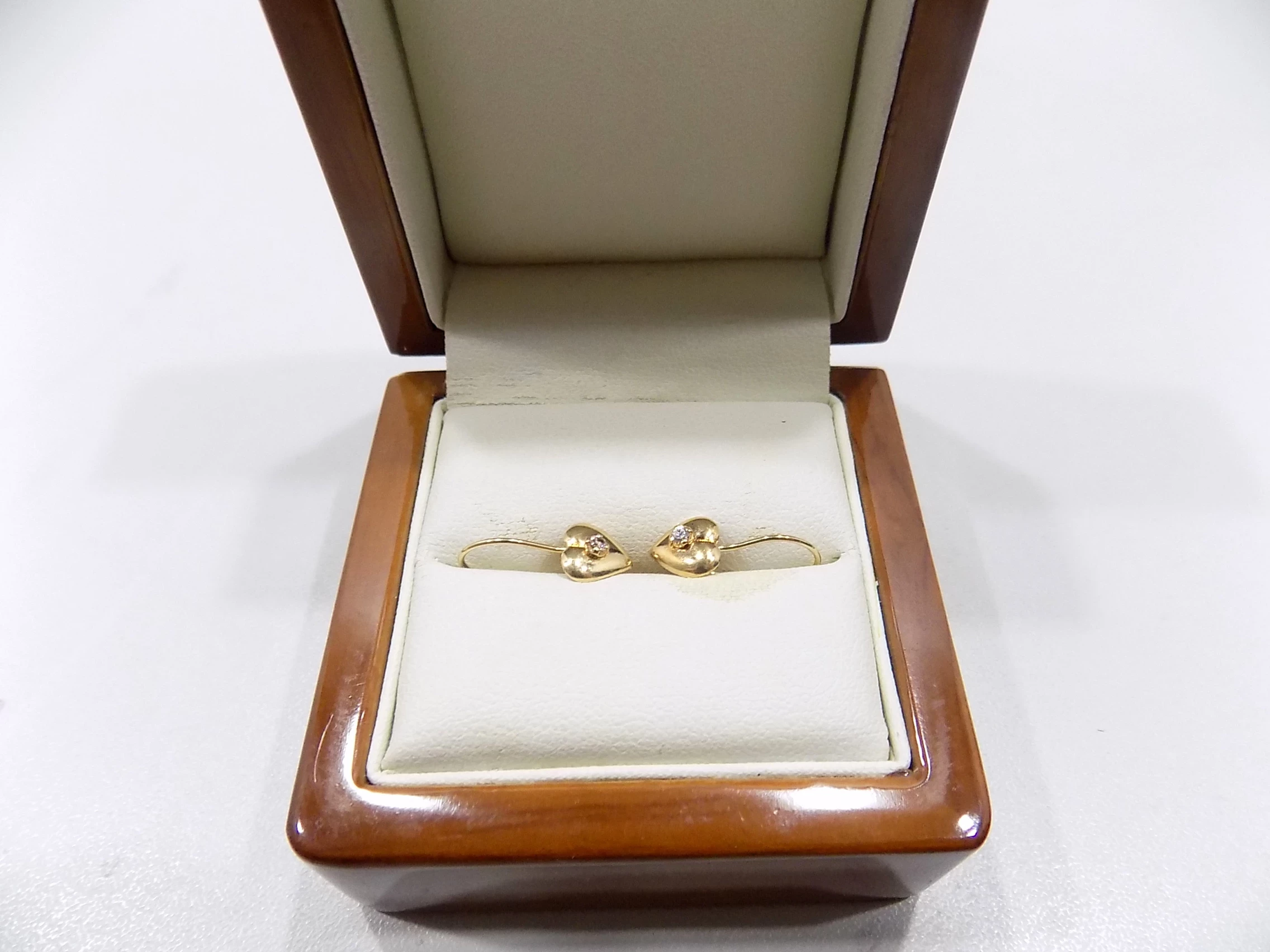 zlote-kolczyki-serce-waga-ok-087g-proba-585-stan-11323-2