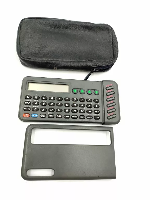TRANSLATOR Z ETUI
