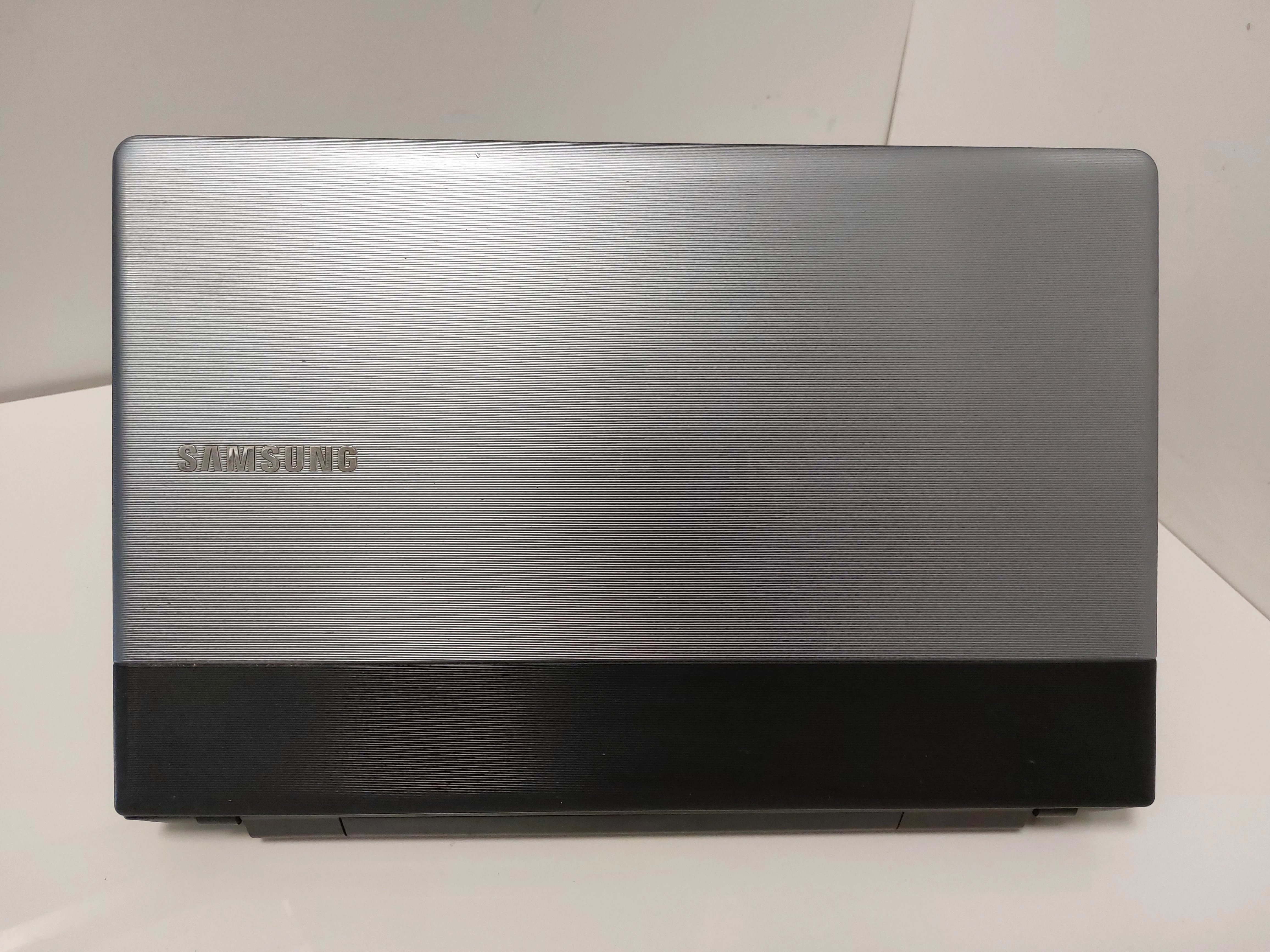laptop-samsung-300e-pentium-b9604gb750gb-hdd-ladowarka-rozdzielczosc-px-4474-140