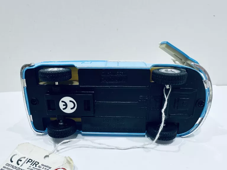 MODEL KINSMART 1:34 VW DOUBLE CAB PICKUP KLASYK