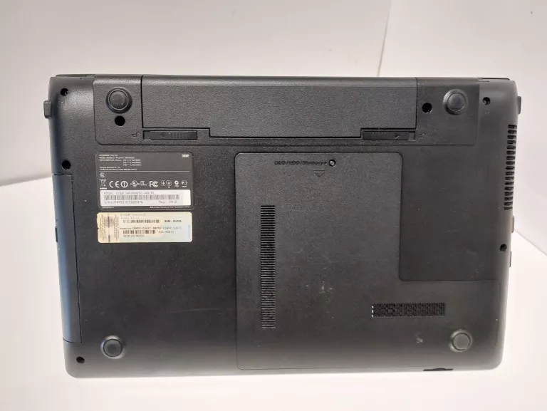 LAPTOP SAMSUNG 300E PENTIUM B960/4GB/750GB HDD  ŁADOWARKA