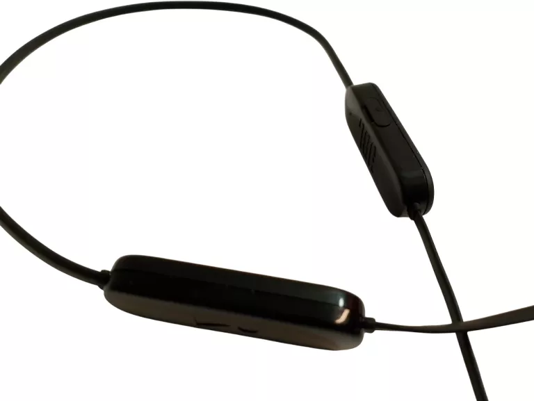 SŁUCHAWKI DOKANAŁOWE JBL TUNE 125BT CZARNY