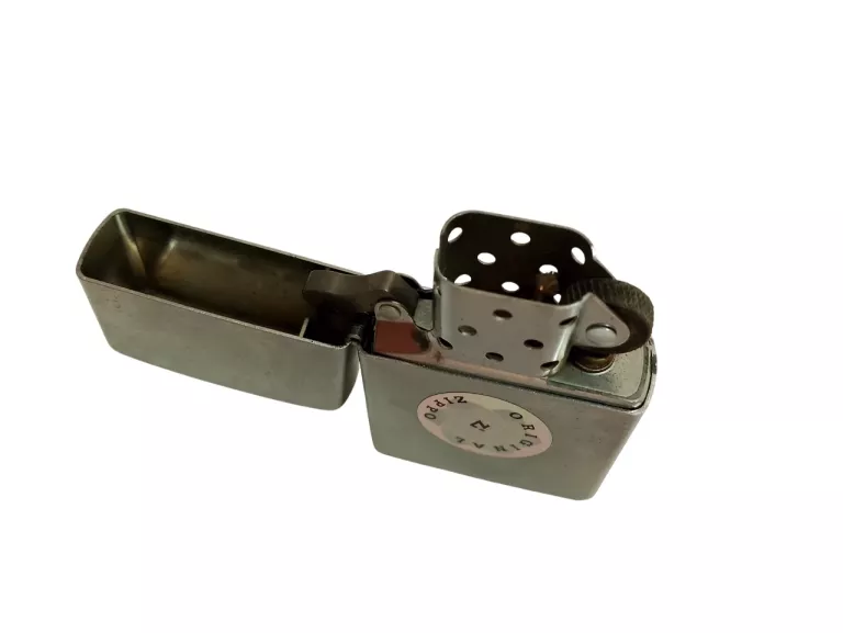 ZAPALNICZKA BENZYNOWA ZIPPO BRUSHED CHROME