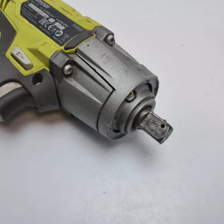 KLUCZ UDAROWY RYOBI R18IW3