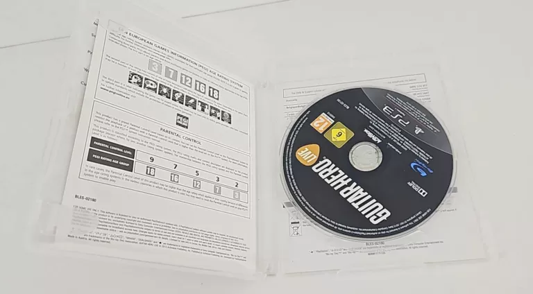 gra-ps3-guitar-hero-wersja-jezykowa-216085-2