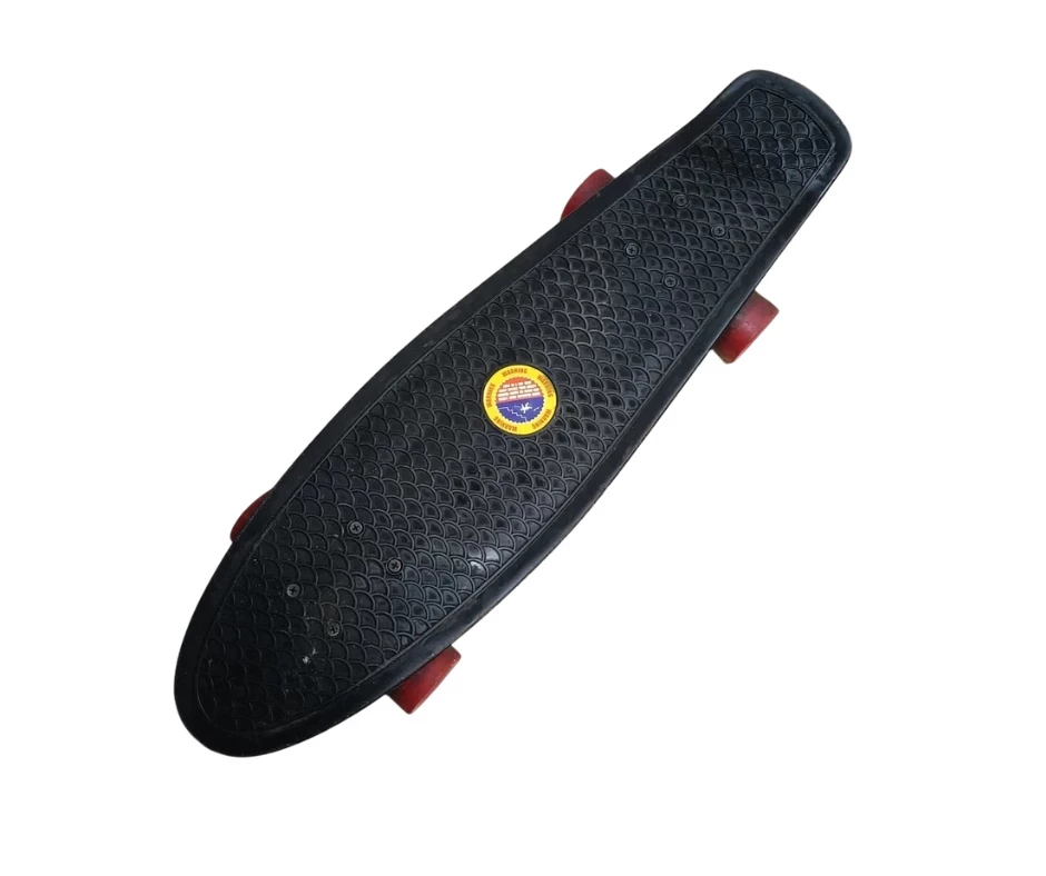 deskorolka-fiszka-czarna-duza-no-name-szerokosc-15000