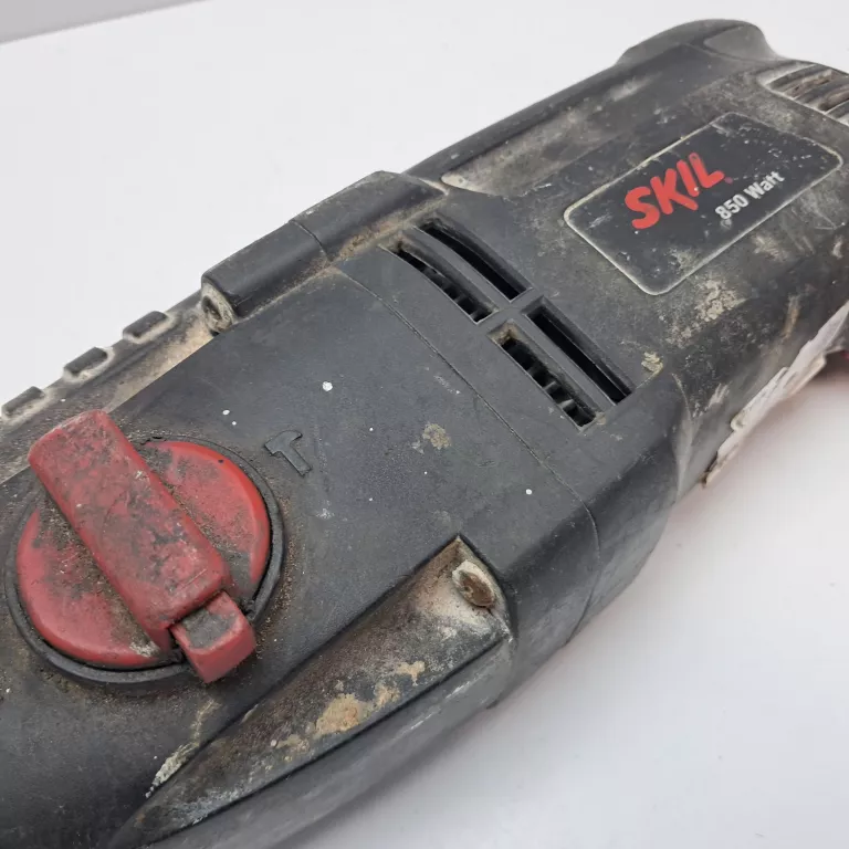 mlotowiertarka-skil-850w-energia-udaru-280