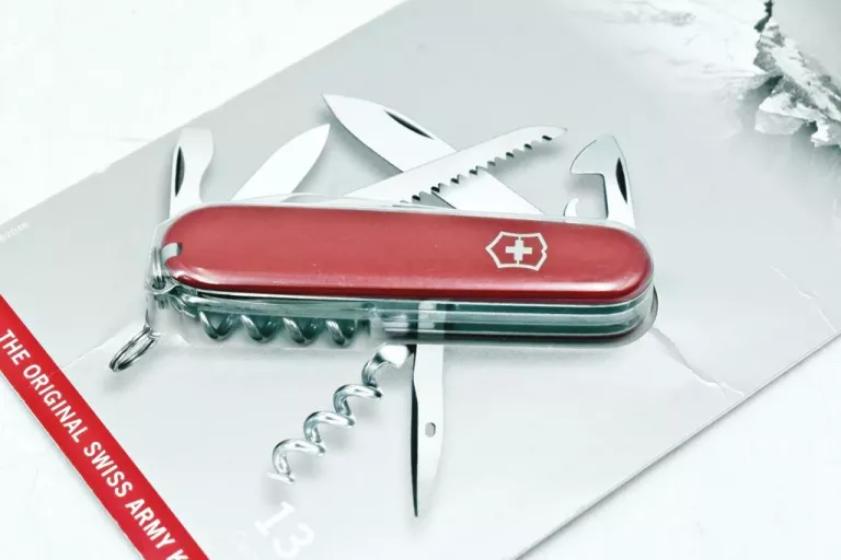 SCYZORYK VICTORINOX CAMPER 13 FUNKCJI - THE ORIGINAL SWISS ARMY KNIFE