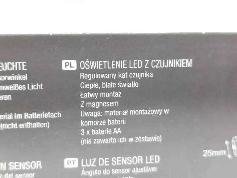 LAMPA DO SZAFY NA MAGNES 5 DIOD LED ZAS. BATERYJNE