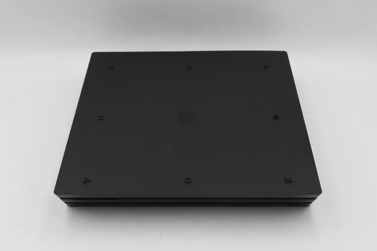 KONSOLA SONY PLAYSTATION 4 PRO + GRY