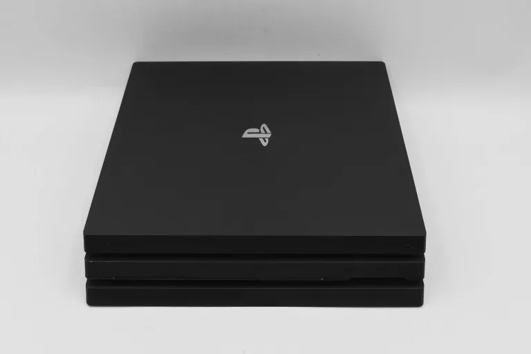 KONSOLA SONY PLAYSTATION 4 PRO + GRY