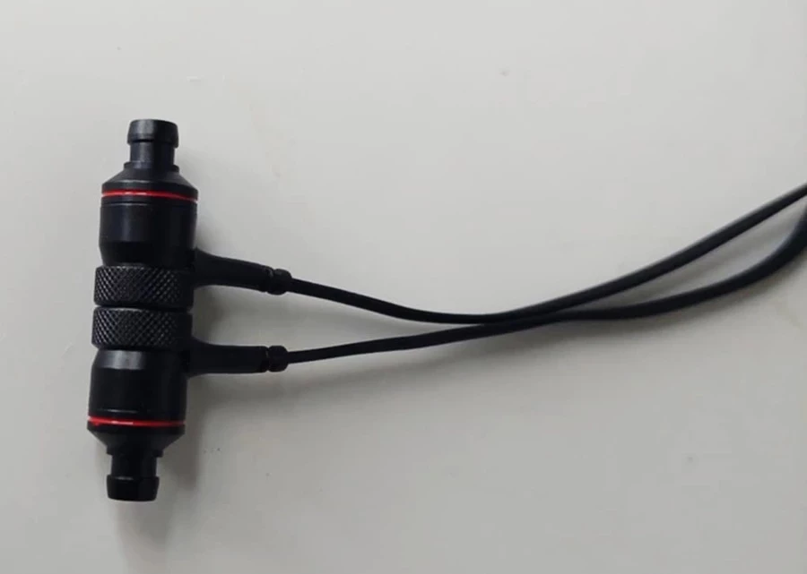 bmw-sluchawki-bluetooth-cgbte04-stan-11323-2