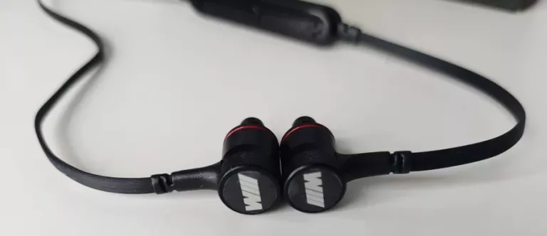 bmw-sluchawki-bluetooth-cgbte04-ean-gtin-3700740432433