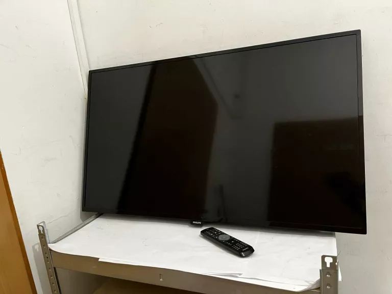 TELEWIZOR PHILIPS 40PFH4101+ PILOT 40CALI