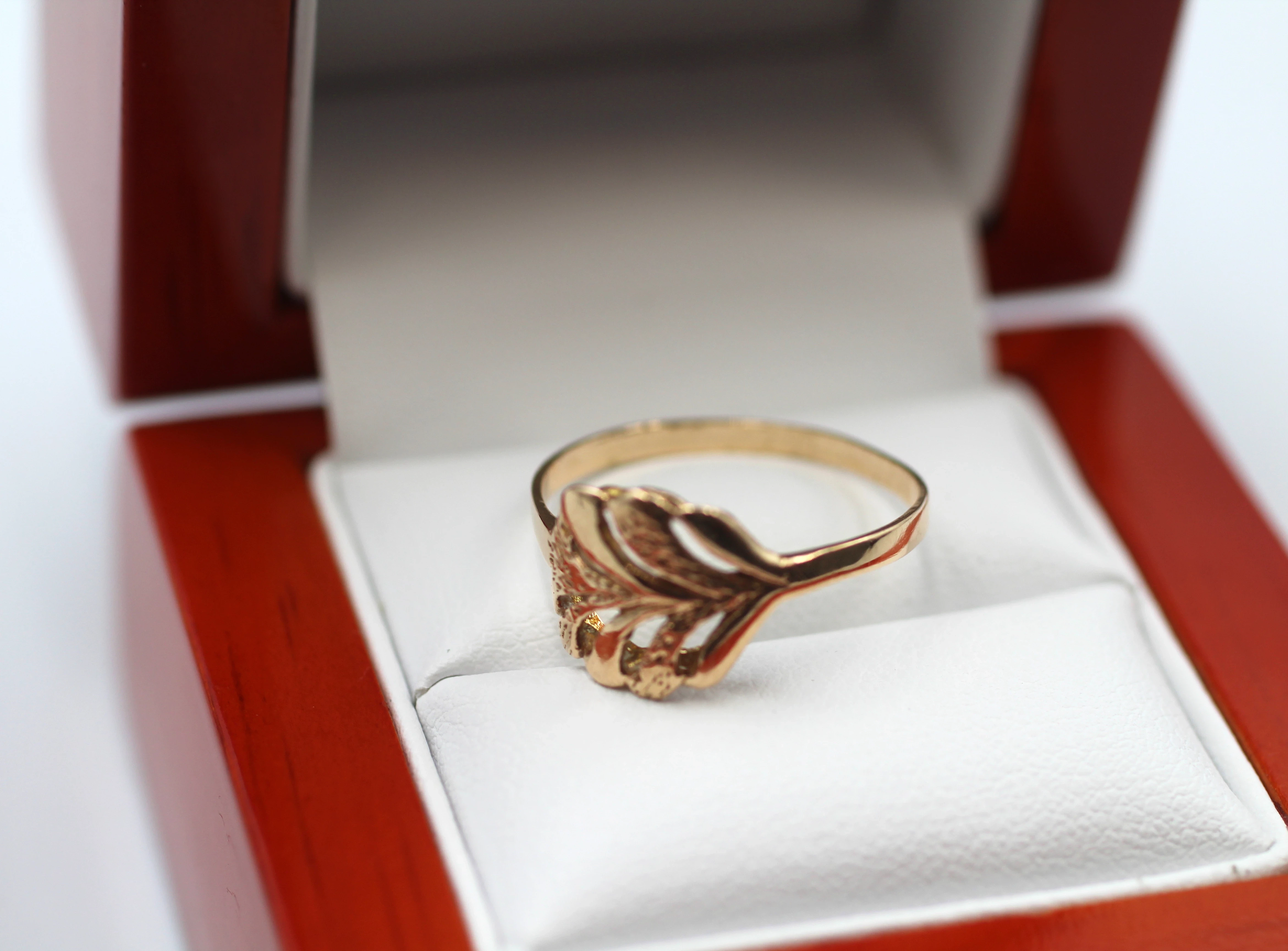 zloty-pierscionek-p585-r18-w-184g-ean-gtin-5900025346587