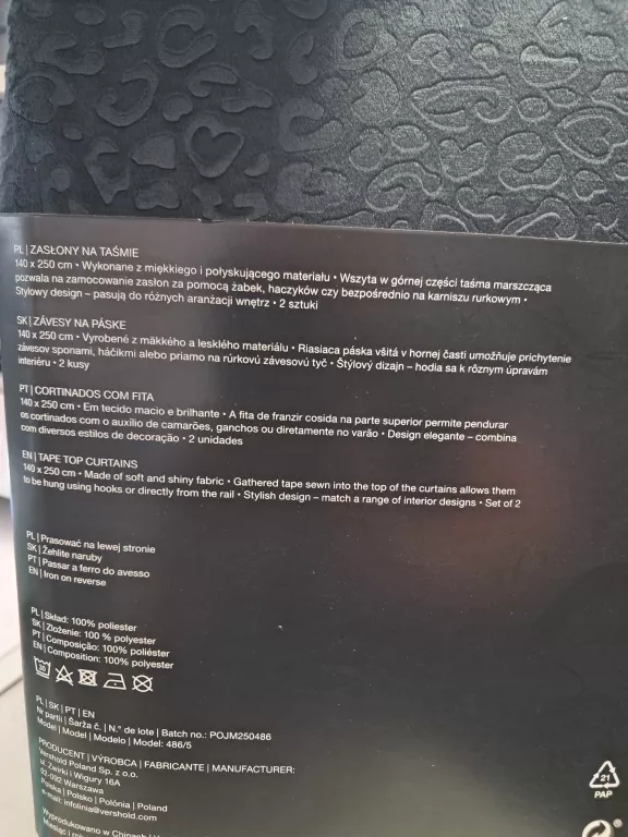 ZASŁONY CZARNE SMUKEE NA TAŚMIE OZDOBNE 140 X 250 CM