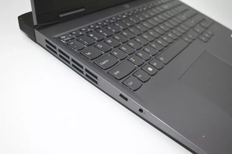 LAPTOP LENOVO LOQ 15IRH8 I5 13GEN 16RAM RTX 3050