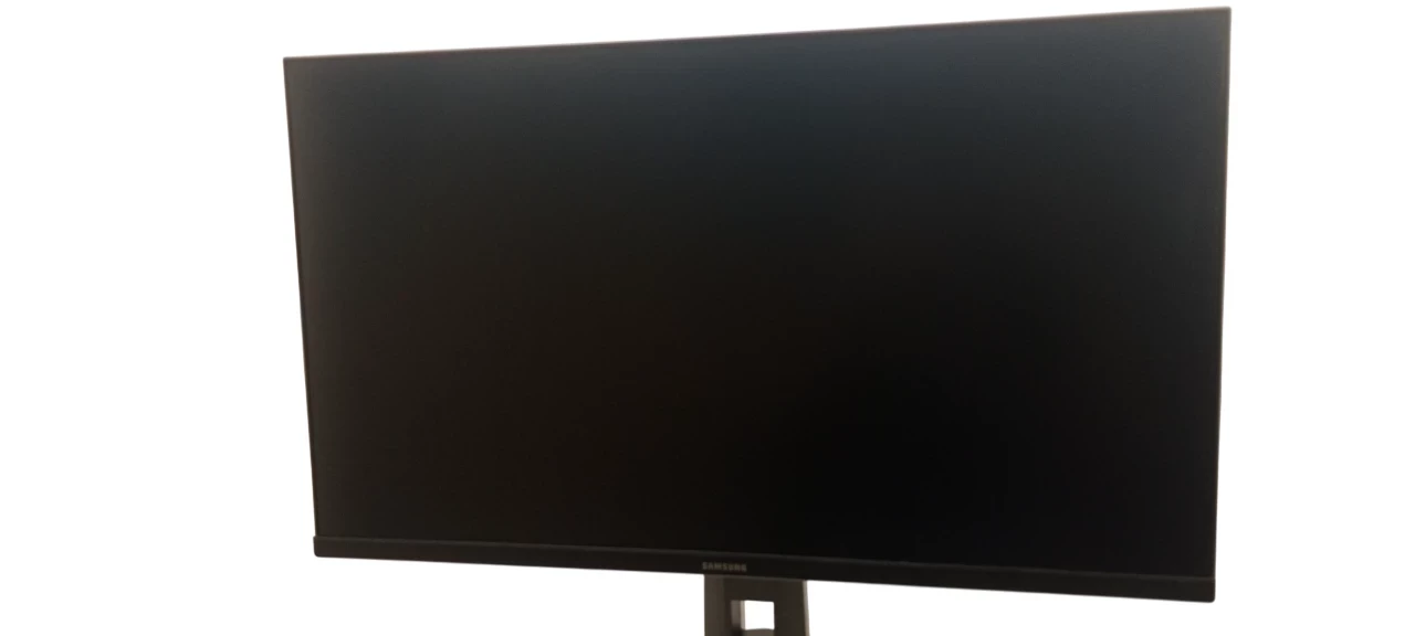 monitor-samsung-odyssey-g3-f27g35tfwu-27-1920x1080px-144hz-ean-gtin-8806090759956