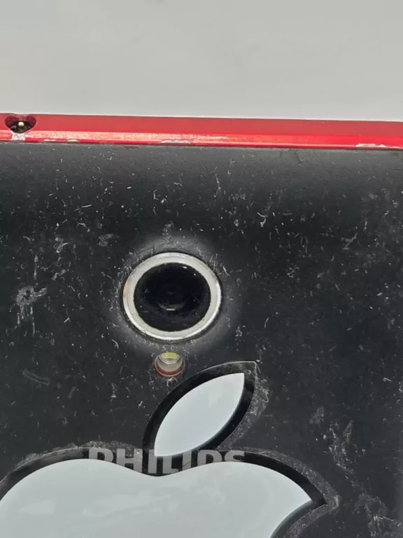 telefon-philips-xenium-v377-18gb-czerwony-opis-pamiec-ram-202865-214137