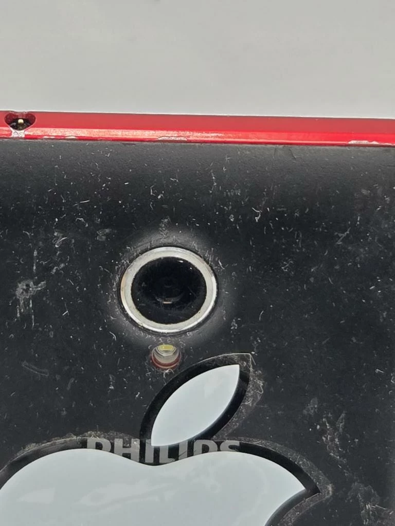 telefon-philips-xenium-v377-18gb-czerwony-opis-pamiec-ram-202865-214137