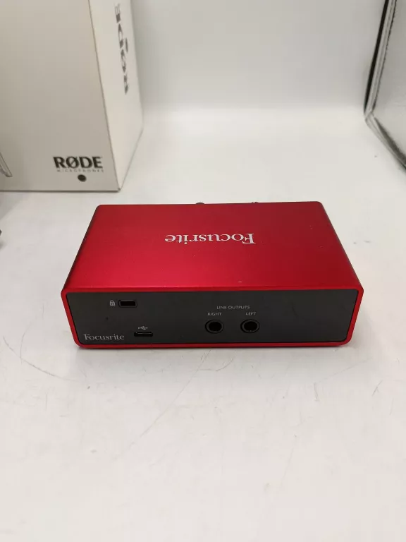 mikrofon-rode-nt1-focusrite-scartell-solo-gen3-ean-gtin-0698813013982