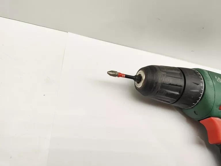 WKRĘTARKA BOSCH EASY DRILL 1200/ WALIZKA