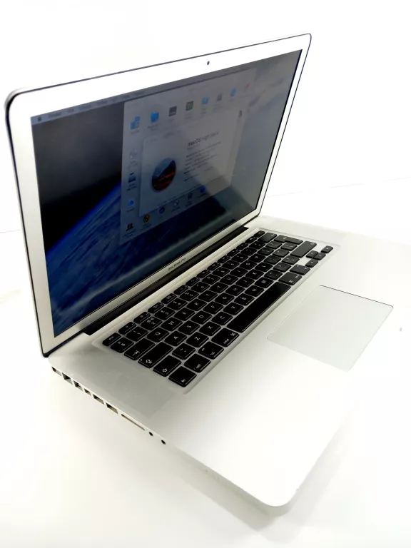 LAPTOP MACBOOK PRO 4GB RAM +ŁAD