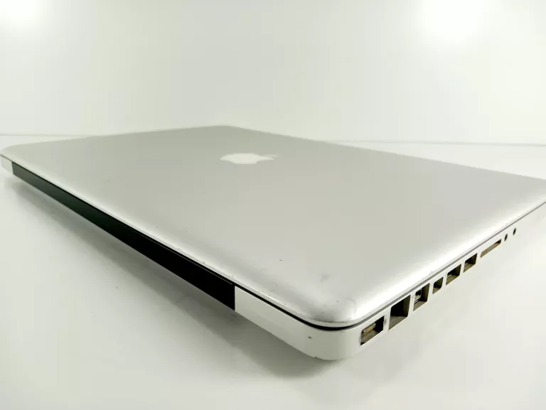 LAPTOP MACBOOK PRO 4GB RAM +ŁAD