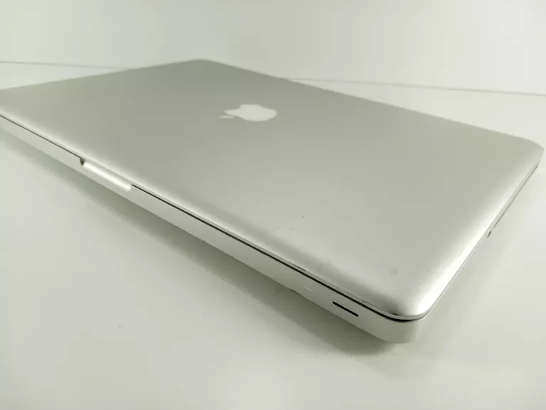 LAPTOP MACBOOK PRO 4GB RAM +ŁAD