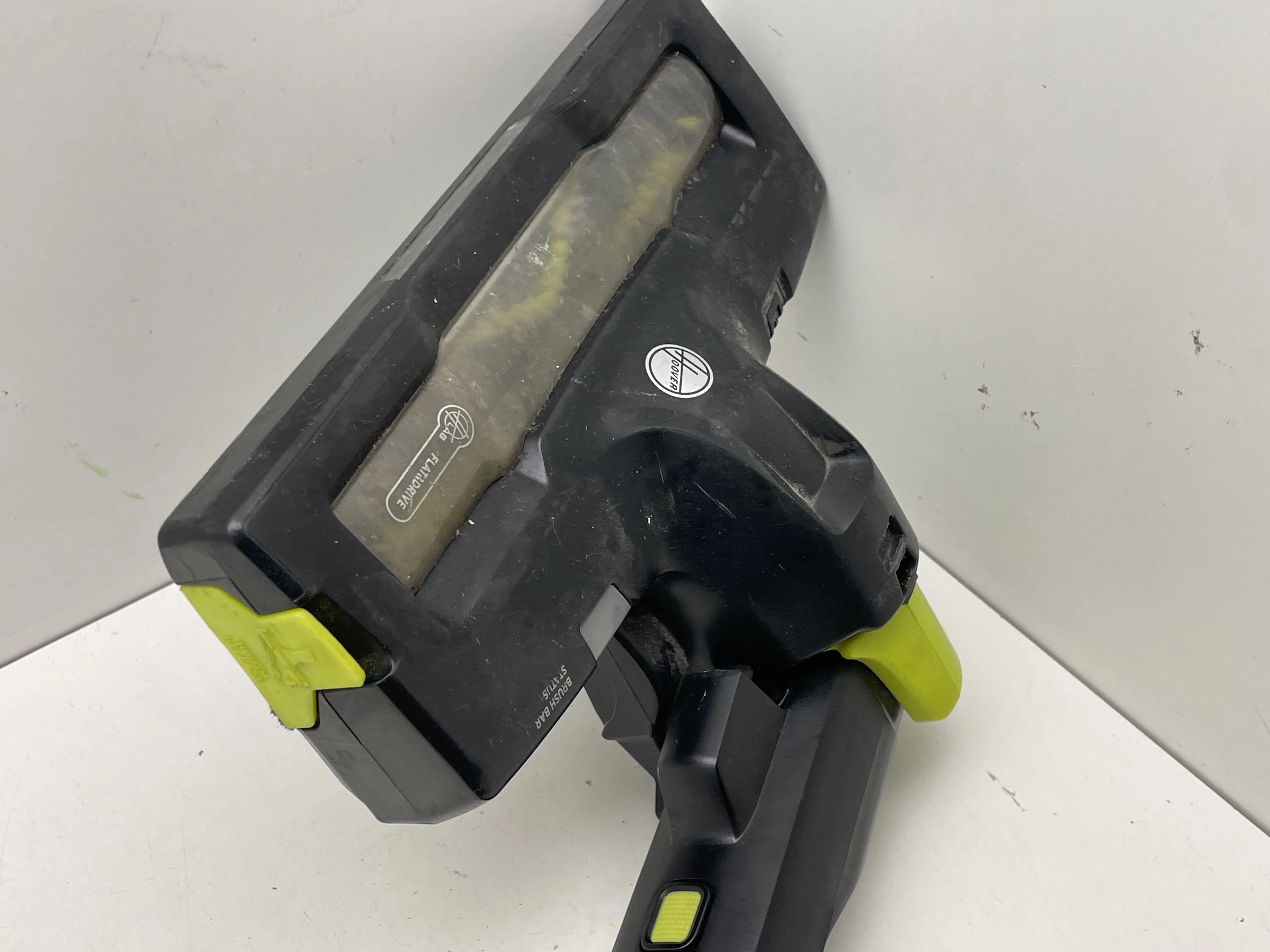 odkurzacz-pionowy-hoover-h-free-500-czarny-ladowarka-czas-ladowania-40