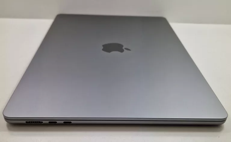 LAPTOP MACBOOK AIR 2023 A2941 M2 8/512 GB SZARY