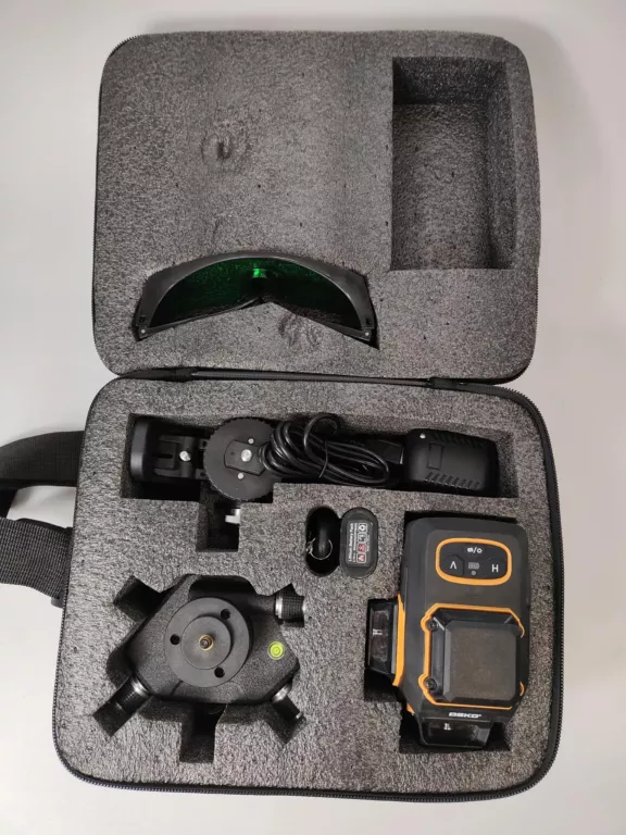 LASER KRZYŻOWY DEKO DKLL16PS1