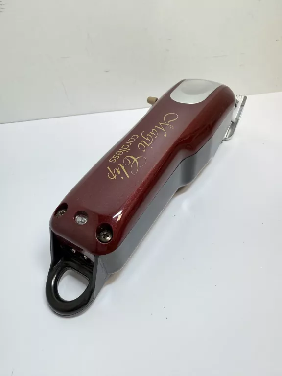 BEZPRZEWODOWA MASZYNKA WAHL PROFESSIONAL MAGIC CLIP 5 STAR