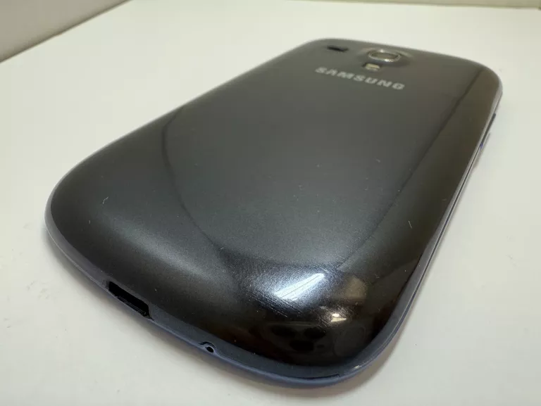 TELEFON SAMSUNG GALAXY S III MINI