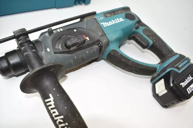 MŁOTOWIERTARKA MAKITA DHR 202