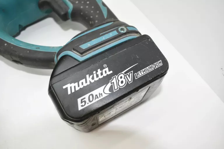 MŁOTOWIERTARKA MAKITA DHR 202