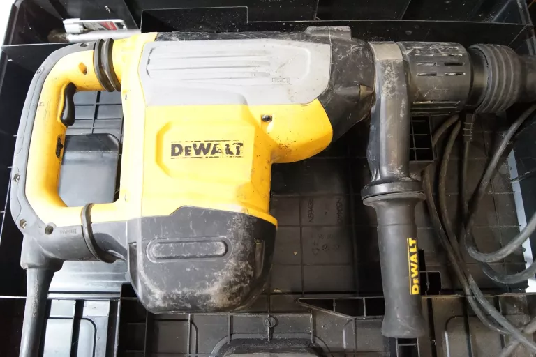 mlot-udarowy-sds-max-dewalt-d25773-1700w-seria-d25773k