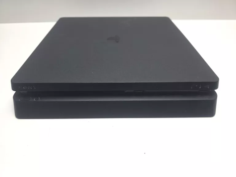 KONSOLA PS4 SLIM + DWA PADY