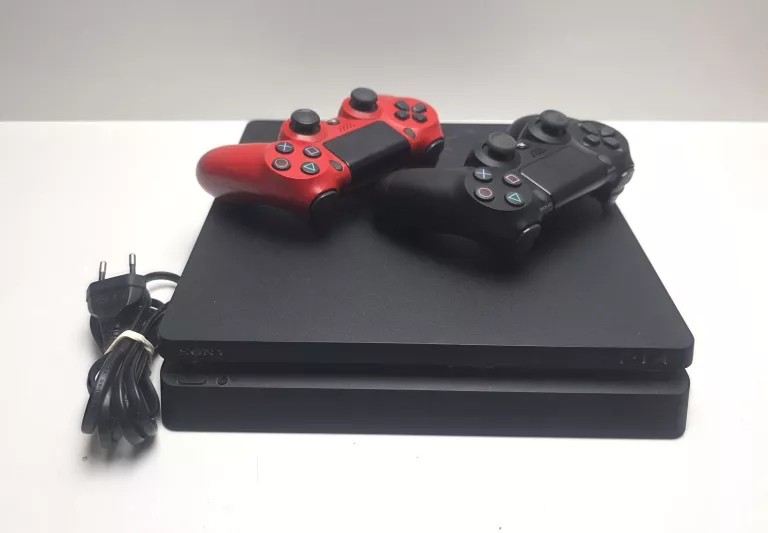 KONSOLA PS4 SLIM + DWA PADY