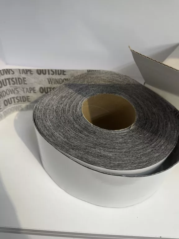 window-tape-outside-total-100mm-25m-tasma-do-montazu-okien-5901549475593-kod-producenta-sm-4060-total-zew