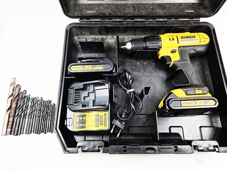 WKRĘTARKA DEWALT DCD776 + 2X AKU 1,3AH + ŁAD + 23 WIERTŁA + WALIZKA