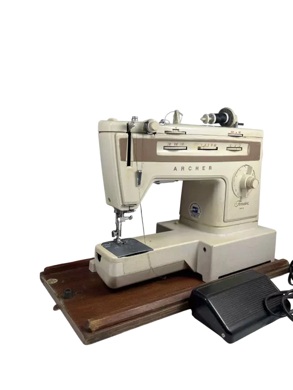 maszyna-do-szycia-lucznik-archer-kolor-dominujacy-129357-2